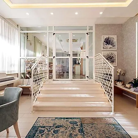 Hotel Principe Cattolica